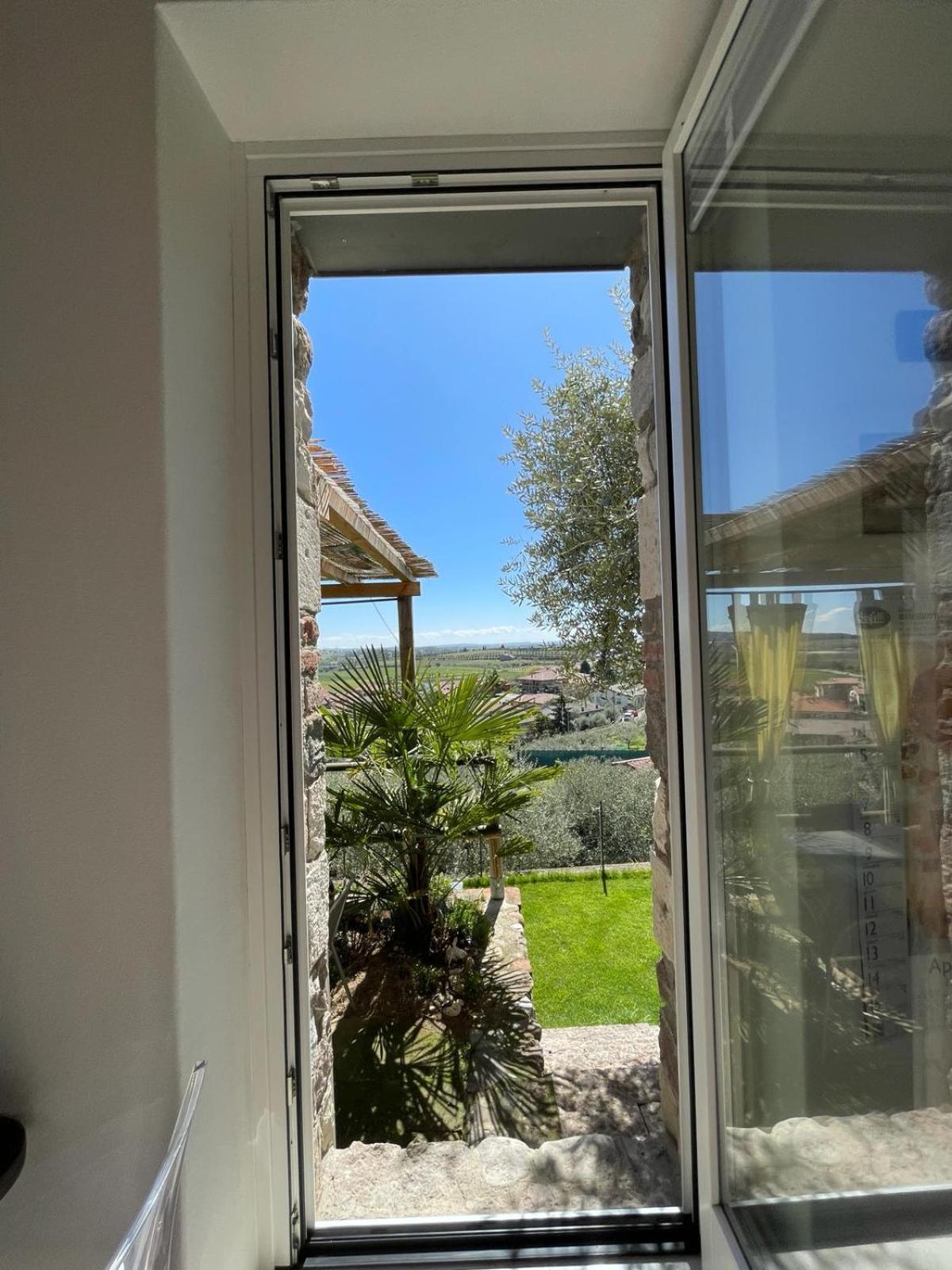 קאבאיון ורונסה Garden Room מראה חיצוני תמונה